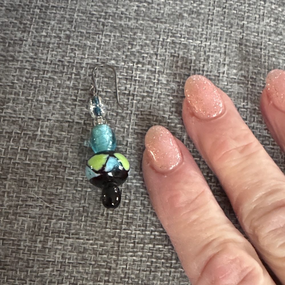 Hand crafted Blue and Black Beaded Earrings - Picture 4 of 5